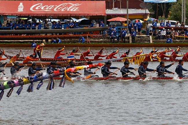 Phimai boat races-2013-059